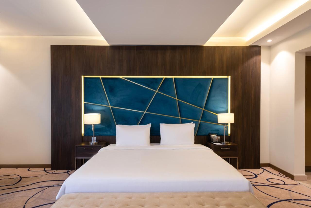 Warwick Riyadh Al Wezarat Exterior foto