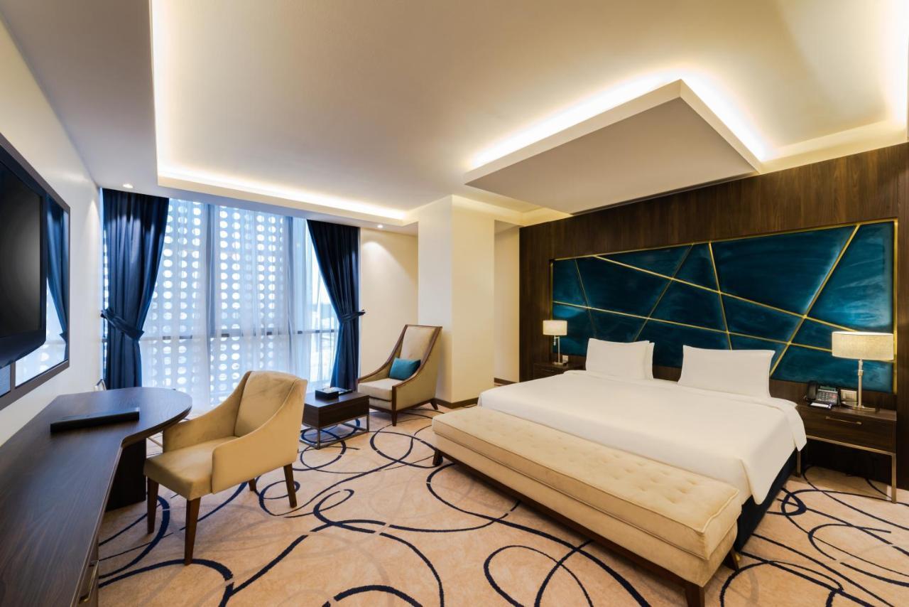 Warwick Riyadh Al Wezarat Exterior foto