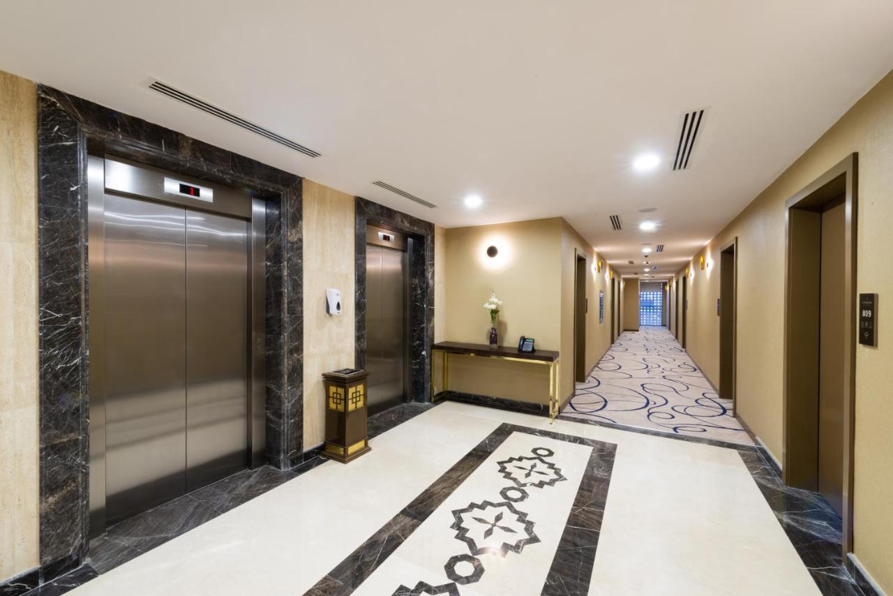 Warwick Riyadh Al Wezarat Exterior foto